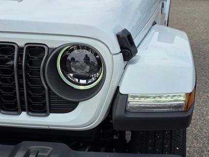 New 2026 Jeep Gladiator Sport