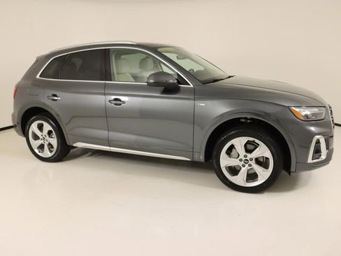 Certified 2025 Audi Q5 2.0T Premium Plus w/ Premium Plus Package image 6