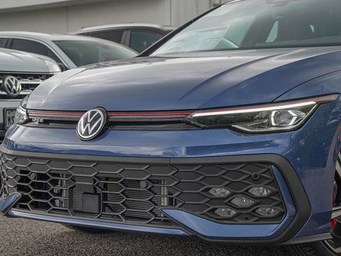New 2026 Volkswagen GTI SE FWD image 3
