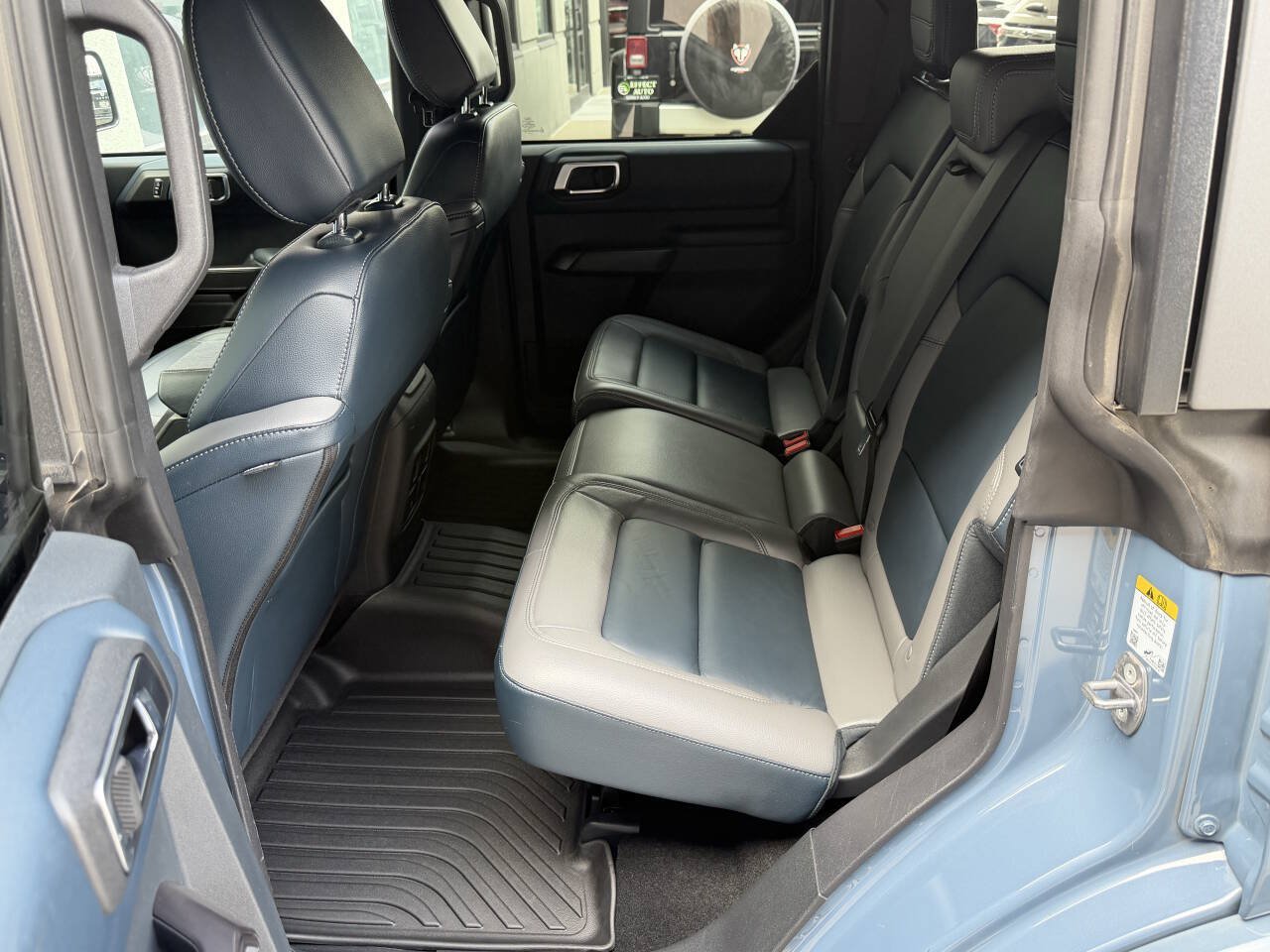 Used 2024 Ford Bronco Outer Banks AWD/4WD image 17