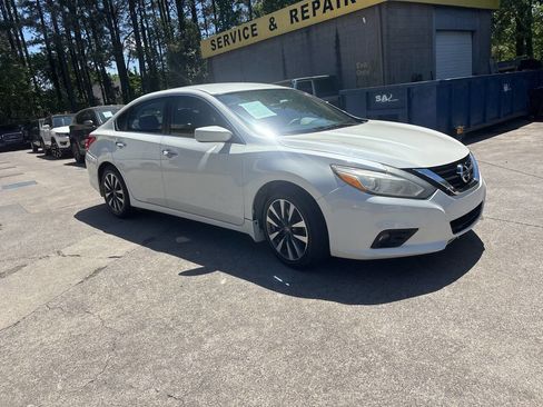 Used 2017 Nissan Altima 2.5 SV FWD image 6