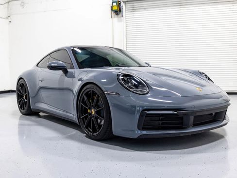 Used 2023 Porsche 911 Carrera image 35