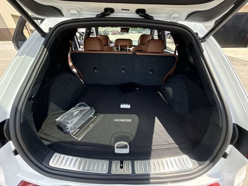 New 2026 Genesis GV70 2.5T Advanced AWD/4WD image 25