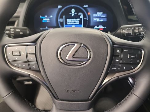 Certified 2026 Lexus UX 300h FWD w/ Accessory Package (2T) image 17