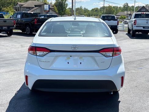New 2026 Toyota Corolla LE FWD image 28