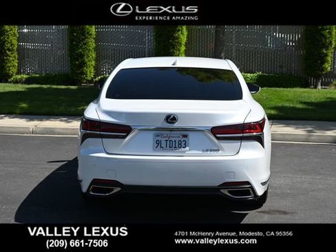 Used 2019 Lexus LS 500 w/ Accessory Package (Z2) image 5