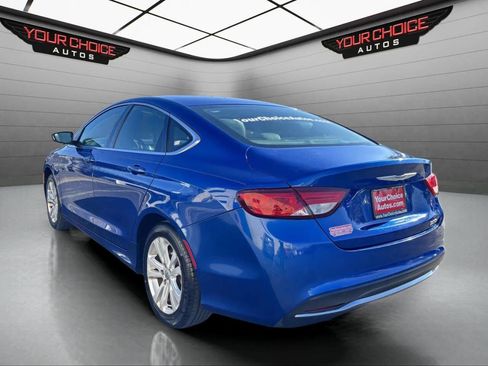 Used 2015 Chrysler 200 Limited image 3