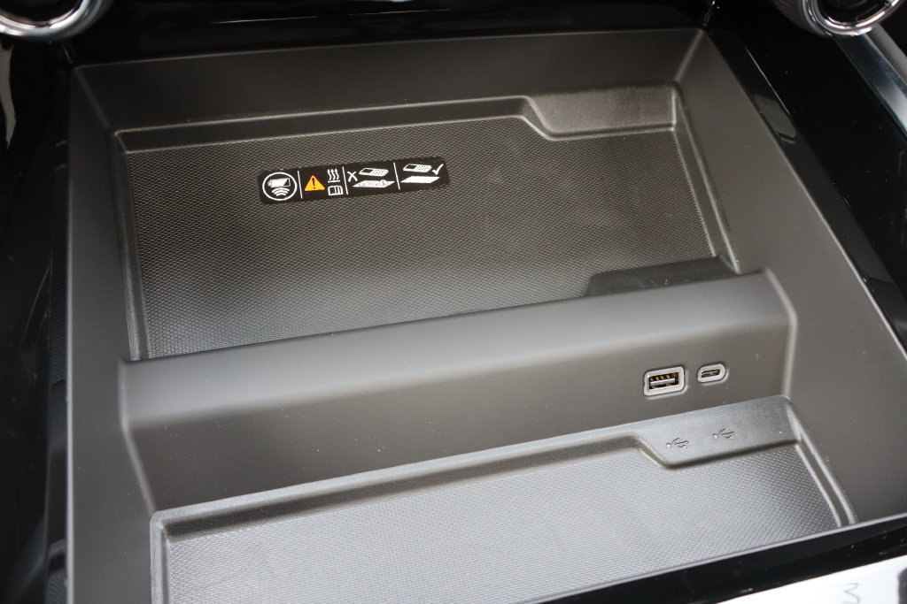 New 2027 Chevrolet Suburban High Country AWD/4WD image 16
