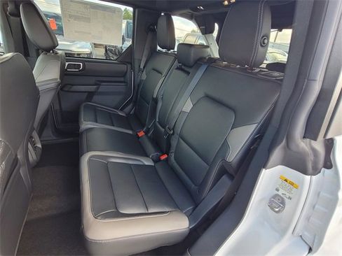 New 2025 Ford Bronco Outer Banks image 6