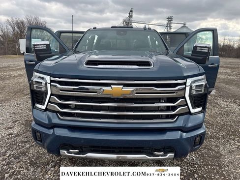 Used 2024 Chevrolet Silverado 3500 High Country w/ High Country Premium Package image 41