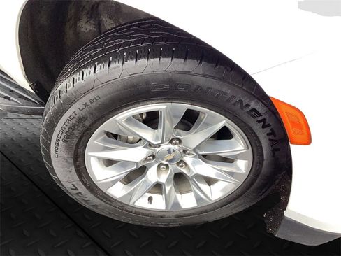 Used 2024 Chevrolet Tahoe Premier image 23