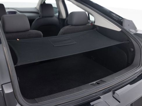 Used 2013 Chevrolet Volt Premium w/ Premium Trim Package FWD image 40