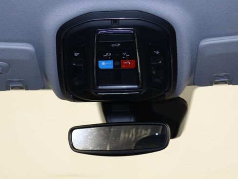 Used 2023 Jeep Grand Cherokee L Limited w/ Black Appearance Package image 27