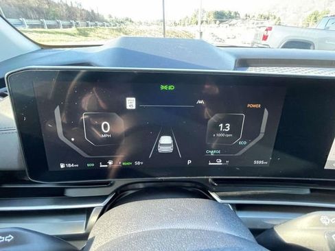 Used 2026 Kia Carnival SX Prestige image 21