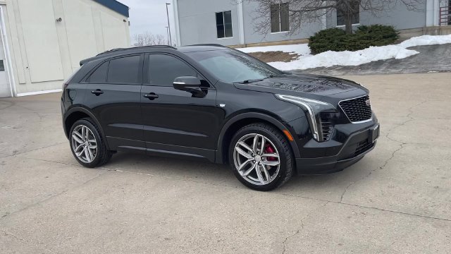 Used 2021 Cadillac XT4 Sport w/ Cold Weather Package AWD/4WD image 2