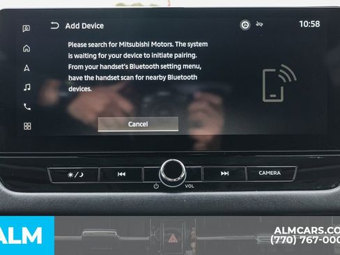 Used 2025 Mitsubishi Outlander SE image 41