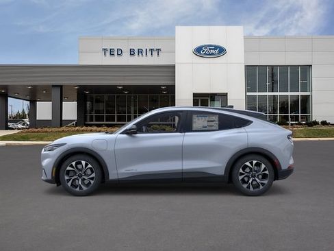 New 2026 Ford Mustang Mach-E Select w/ Interior Protection Package AWD/4WD image 4