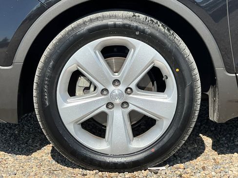 Used 2015 Buick Encore FWD image 34