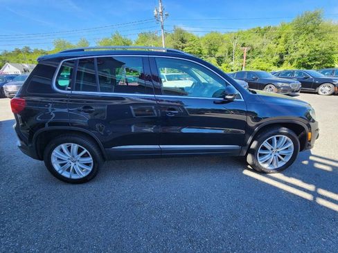 Used 2012 Volkswagen Tiguan SE FWD image 4