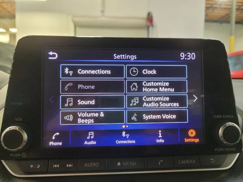Used 2021 Nissan Sentra SV FWD image 25