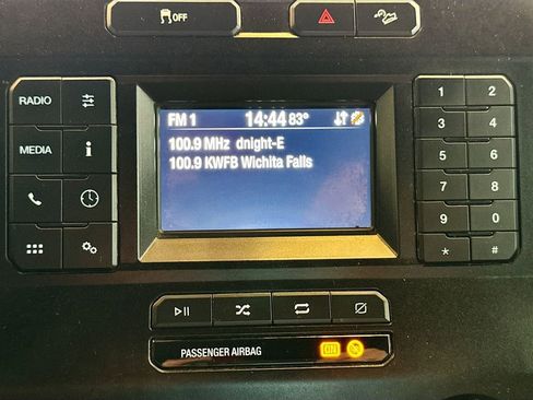 Used 2021 Ford F250 XL w/ Power Equipment Group AWD/4WD image 17