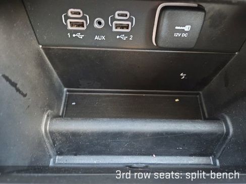 Used 2023 Jeep Grand Cherokee L Limited AWD/4WD image 39