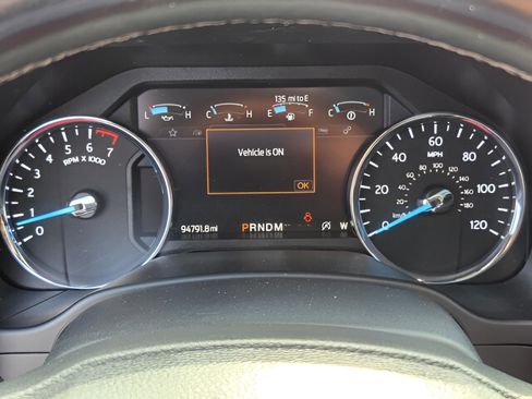 Used 2021 Ford Expedition Limited image 24