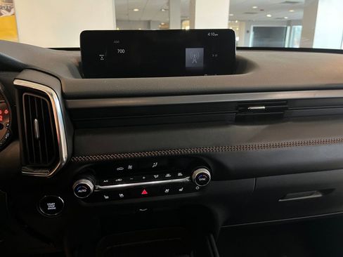 Used 2025 MAZDA CX-50 AWD 2.5 S w/ Premium Plus Pkg image 17