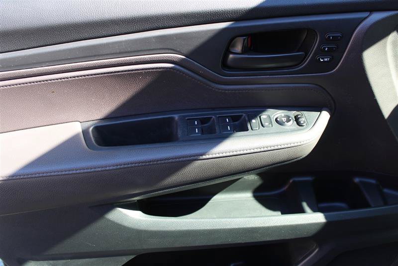 Used 2021 Honda Odyssey EX-L image 11