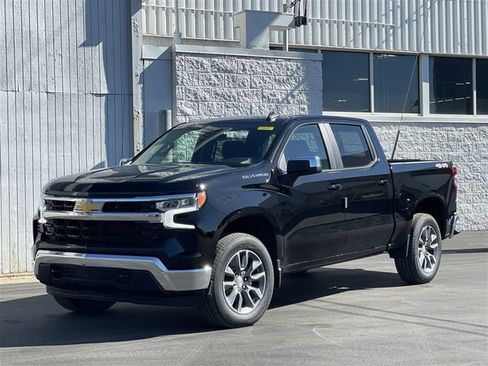 Used 2026 Chevrolet Silverado 1500 LT image 1