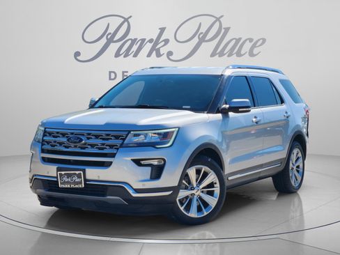 Used 2019 Ford Explorer Limited w/ Class III Trailer Tow Package FWD image 1