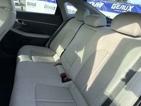 Used 2025 Hyundai Sonata SEL FWD image 32