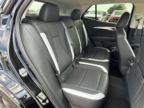 Used 2025 Buick Envision Sport Touring AWD/4WD image 31