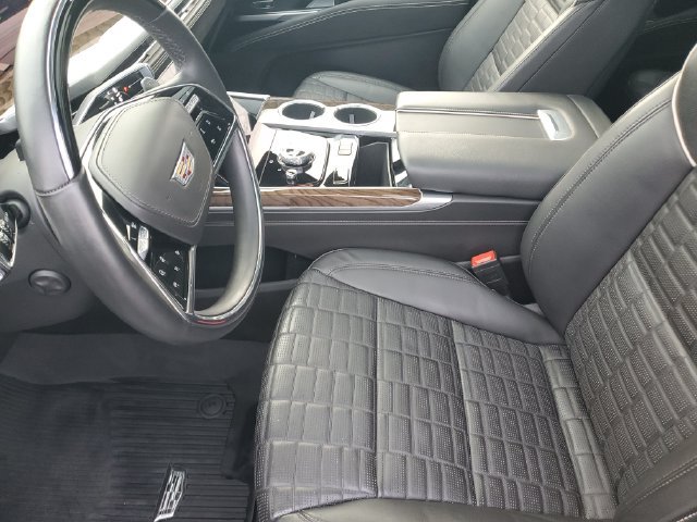 Used 2025 Cadillac Escalade ESV Premium Luxury Platinum w/ LPO, Floor Liner Package AWD/4WD image 11