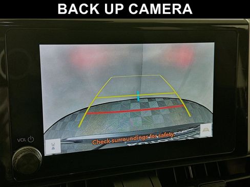 Used 2025 Toyota RAV4 XLE image 6