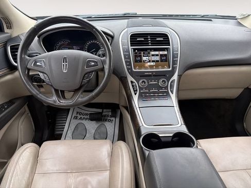 Used 2016 Lincoln MKX Reserve w/ Equipment Group 102A AWD/4WD image 10
