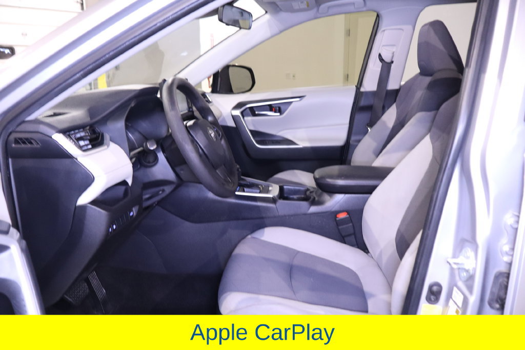 Used 2019 Toyota RAV4 XLE w/ Convenience Package FWD image 28