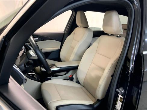 Certified 2024 BMW X1 xDrive28i w/ Convenience Package image 8