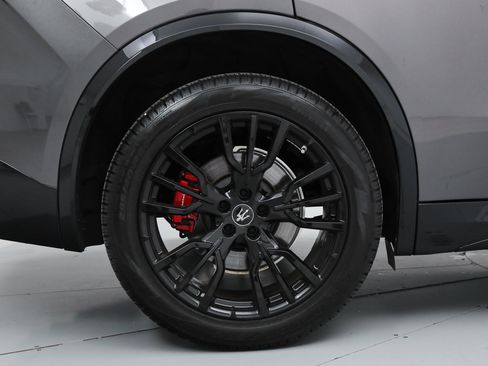 Certified 2025 Maserati Grecale Modena AWD/4WD image 20