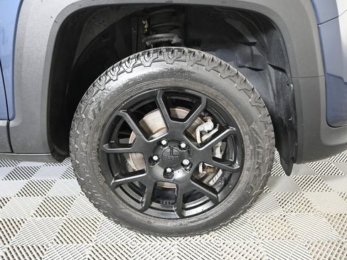 Used 2020 Jeep Renegade Altitude image 11