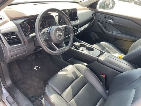 Certified 2023 Nissan Rogue SL w/ SL Premium Package image 6