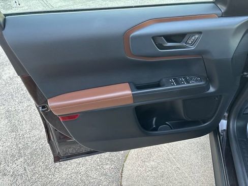 Used 2021 Ford Bronco Sport Outer Banks w/ Outer Banks Package (96D) image 25