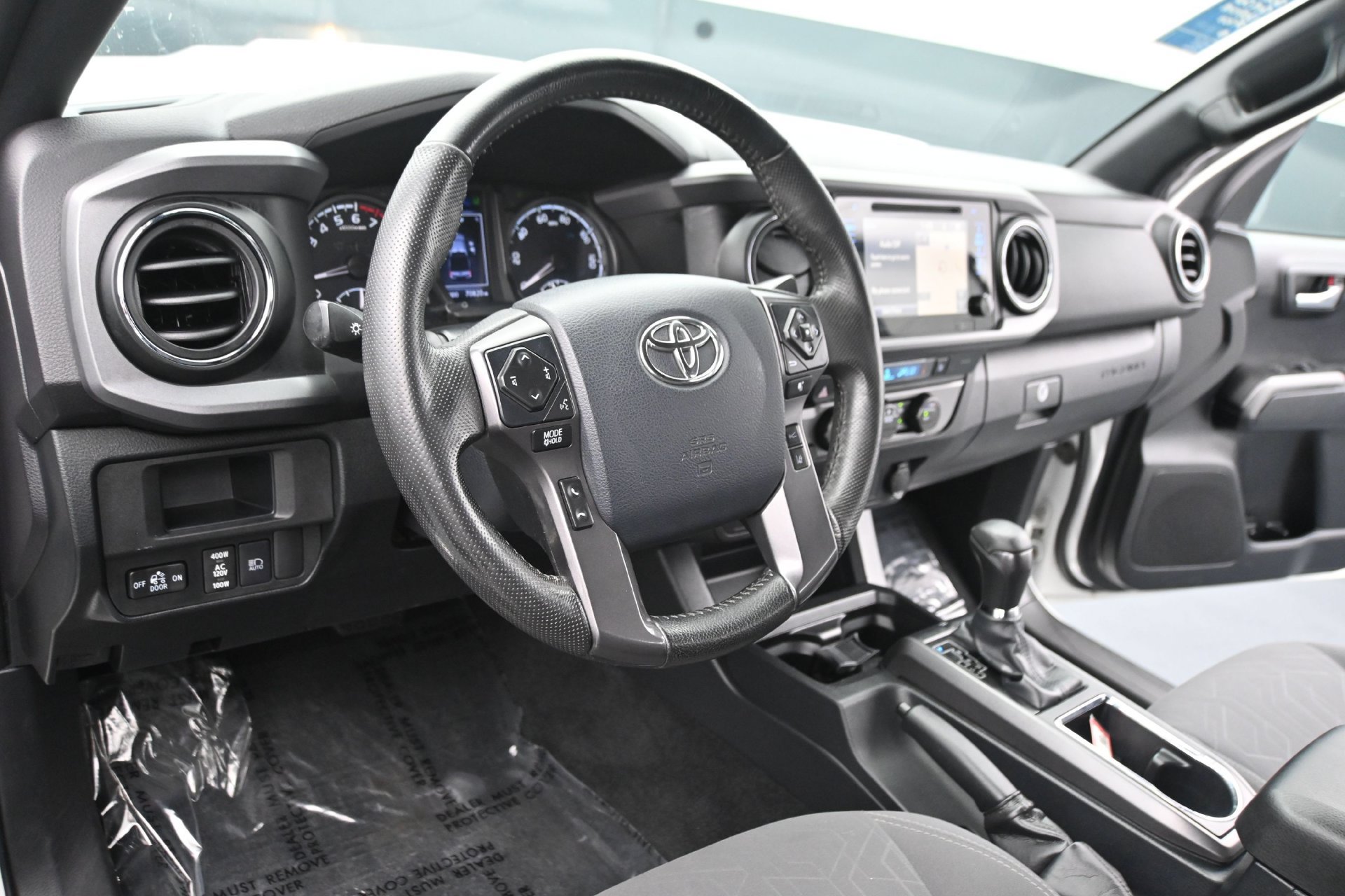 Used 2019 Toyota Tacoma TRD Sport AWD/4WD image 20