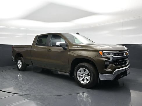 Used 2023 Chevrolet Silverado 1500 LT RWD image 23