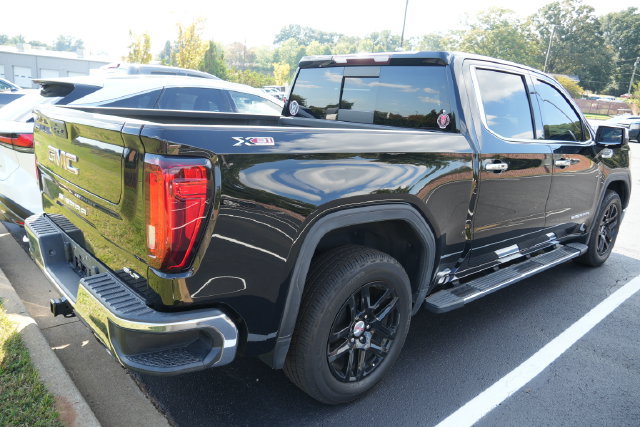 Used 2021 GMC Sierra 1500 SLT w/ SLT Premium Package AWD/4WD image 23