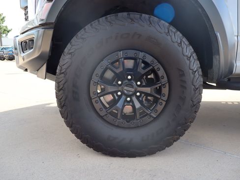 Used 2023 Ford F150 Raptor w/ Raptor 37 Performance Package AWD/4WD image 10
