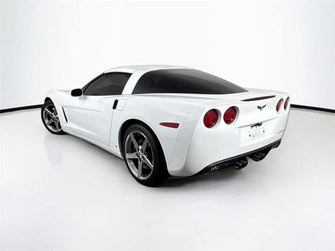 Used 2008 Chevrolet Corvette Coupe w/ Preferred Equipment Group RWD image 8