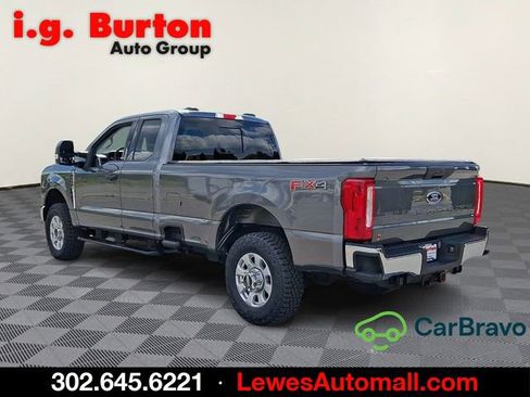 Used 2023 Ford F250 XLT w/ FX4 Off-Road Package AWD/4WD image 4