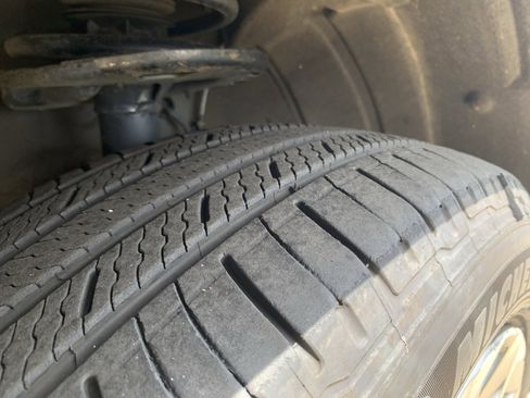 Used 2020 Lexus RX 450h AWD w/ Luxury Package image 12