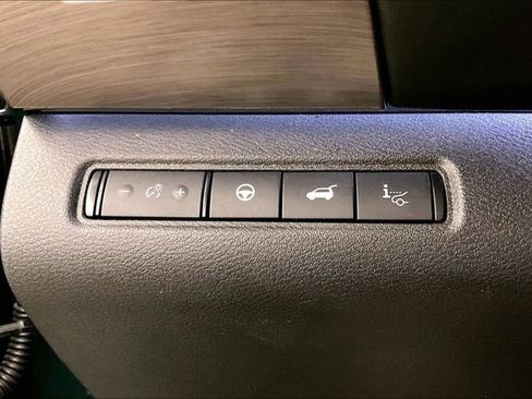 Used 2023 Nissan Pathfinder Platinum w/ Cargo Package AWD/4WD image 39